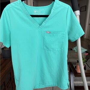 Figs Women Surgical Green Catarina - One-Pocket Scrub top small